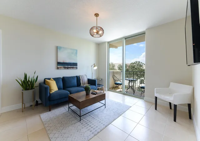 Photo 2 of Condo for sale at 610 Clematis St, West Palm Beach, FL 33401 | MLS# B26075705 | Listing updated on 2026-09-14