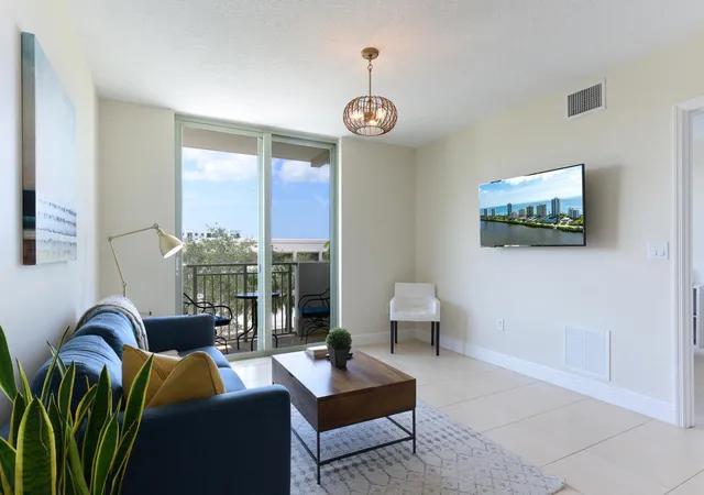 Photo 3 of Condo for sale at 610 Clematis St, West Palm Beach, FL 33401 | MLS# B26075705 | Listing updated on 2026-09-14