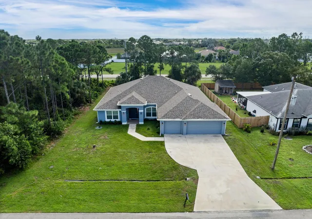 Photo 4 of Single family home for sale at 5863 NW Carovel Ave, Port Saint Lucie, FL 34986 | MLS# B26075716 | Listing updated on 2026-09-14