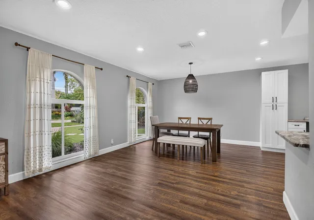 Photo 3 of Single family home for sale at 1717 Nw 36th Court, Oakland Park, FL 33309 | MLS# B26075790 | Listing updated on 2026-09-14