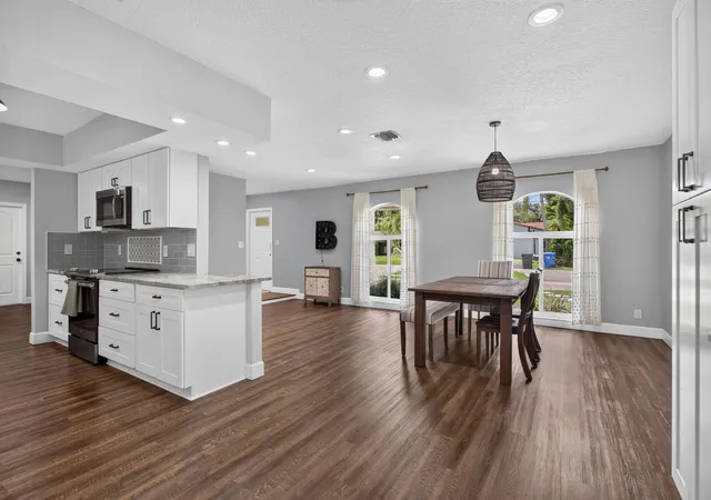 Photo 3 of Single family home for sale at 1717 NW 36th Court, Oakland Park, FL 33309 | MLS# B26075790 | Listing updated on 2026-09-14