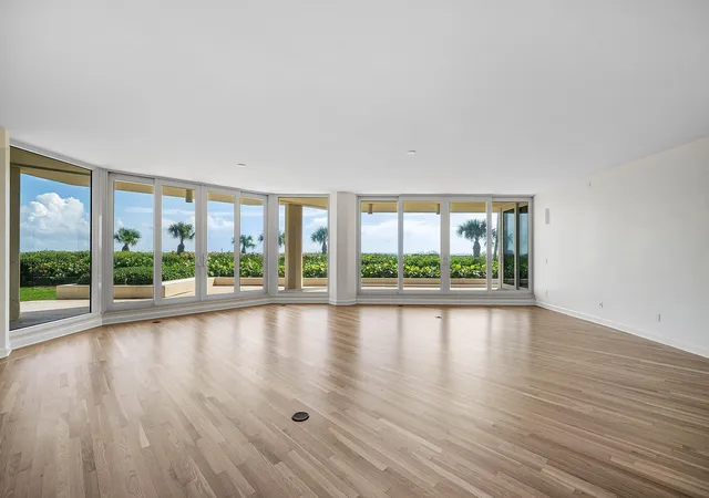 Photo 3 of Condo for sale at 3001 Se Is Point Ln #12, Stuart, FL 34996 | MLS# B26075801 | Listing updated on 2026-09-14