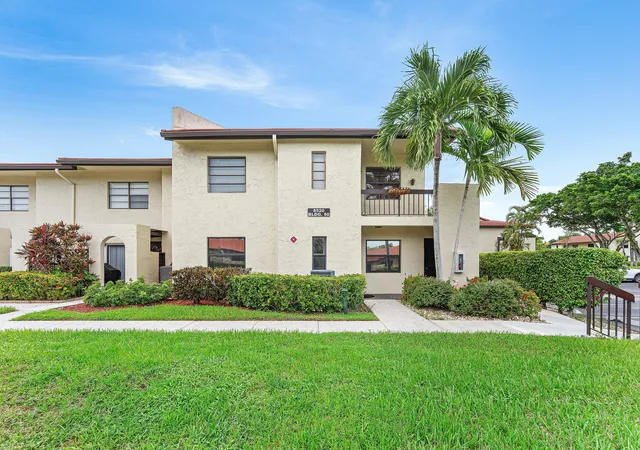 Photo 1 of Condo for sale at 8520 Casa Del Lago #E, Boca Raton, FL 33433 | MLS# B26075815 | Listing updated on 2026-09-16