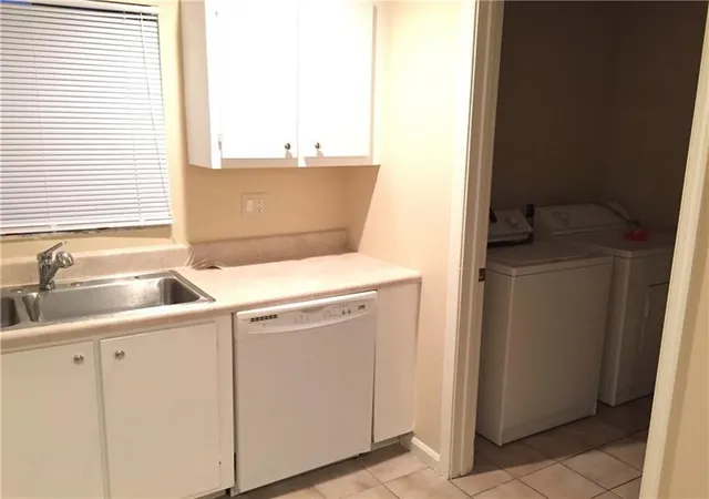 Photo 4 of Single family home for sale at 1204 SW 74th Avenue, North Lauderdale, FL 33068 | MLS# B26074953 | Listing updated on 2026-09-14
