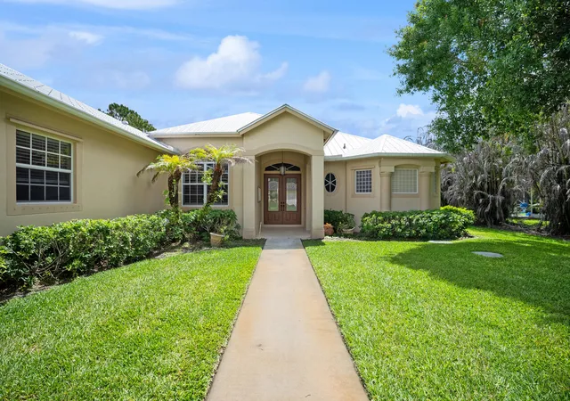 Photo 1 of Single family home for sale at 1106 Sw Thoreau Ct, Palm City, FL 34990 | MLS# B26075902 | Listing updated on 2026-09-23