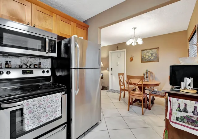 Photo 2 of Condo for sale at 637 Monaco Ct N, Delray Beach, FL 33446 | MLS# B26075903 | Listing updated on 2026-09-14