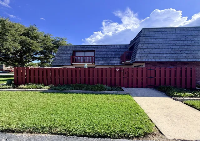 Photo 1 of Townhouse for sale at 62 Piney Branch Way #A, Melbourne, FL 32904 | MLS# B26075909 | Listing updated on 2026-09-14