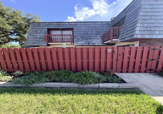 Photo 2 of Townhouse for sale at 62 Piney Branch Way #A, Melbourne, FL 32904 | MLS# B26075909 | Listing updated on 2026-09-14