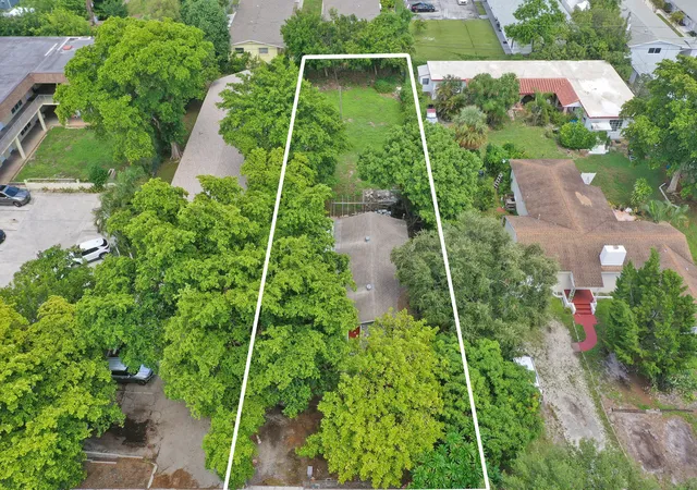 Photo 1 of Single family home for sale at 2315 Monroe St, Hollywood, FL 33020 | MLS# B26075934 | Listing updated on 2026-09-23