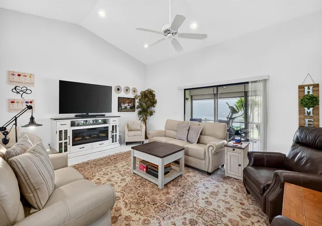 Photo 3 of Single family home for sale at 2320 Riviera Dr, Delray Beach, FL 33445 | MLS# B26075980 | Listing updated on 2026-09-14