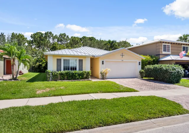 Photo 2 of Single family home for sale at 1924 Sw Jamesport Dr, Port Saint Lucie, FL 34953 | MLS# B26075992 | Listing updated on 2026-09-14