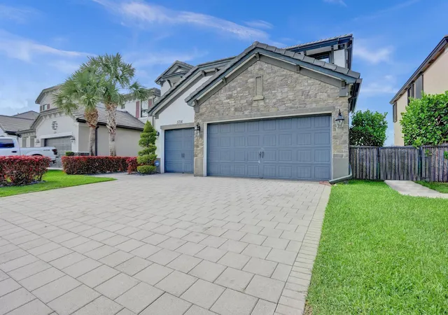 Photo 2 of Single family home for sale at 5716 Sandbirch Way, Lake Worth, FL 33463 | MLS# B26076031 | Listing updated on 2026-09-16