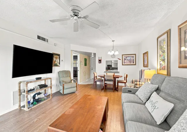 Photo 4 of Condo for sale at 610 Tennis Clb Dr #305, Fort Lauderdale, FL 33311 | MLS# B26076042 | Listing updated on 2026-09-16