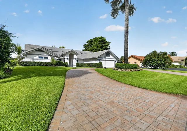Photo 3 of Single family home for sale at 4717 Sabal Palm Dr, Boynton Beach, FL 33436 | MLS# B26076062 | Listing updated on 2026-09-15