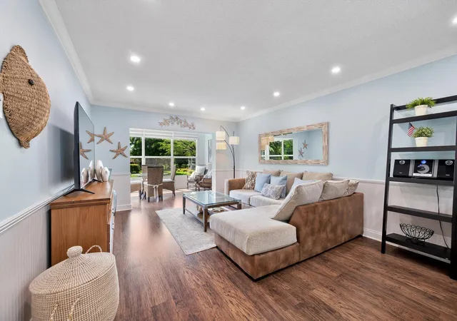 Photo 1 of Condo for sale at 5171 W Oakland Park Blvd #204, Lauderdale Lakes, FL 33313 | MLS# B26076097 | Listing updated on 2026-09-23