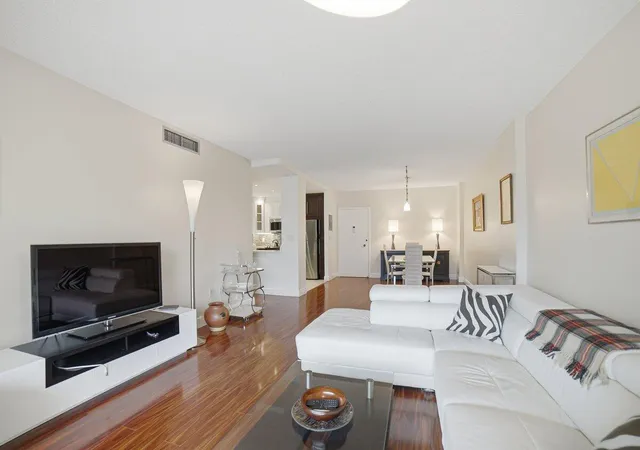Photo 3 of Condo for sale at 1985 S Ocean Dr #6G, Hallandale Beach, FL 33009 | MLS# B26076100 | Listing updated on 2026-09-15