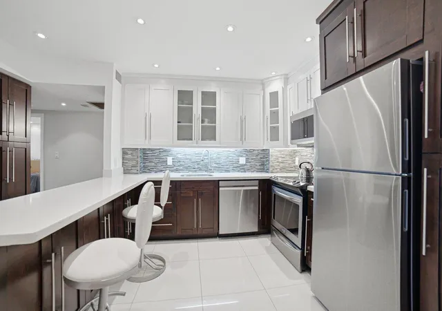 Photo 4 of Condo for sale at 1985 S Ocean Dr #6G, Hallandale Beach, FL 33009 | MLS# B26076100 | Listing updated on 2026-09-15