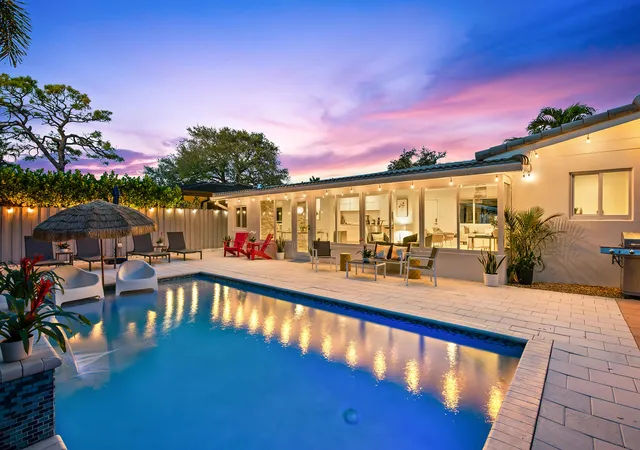 Photo 1 of Single family home for sale at 1913 N Victoria Park Rd, Fort Lauderdale, FL 33305 | MLS# B26076166 | Listing updated on 2026-09-14