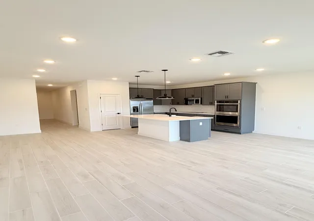 Photo 3 of Townhouse for sale at 121 SE Birch Ter, Stuart, FL 34997 | MLS# B26076222 | Listing updated on 2026-09-15