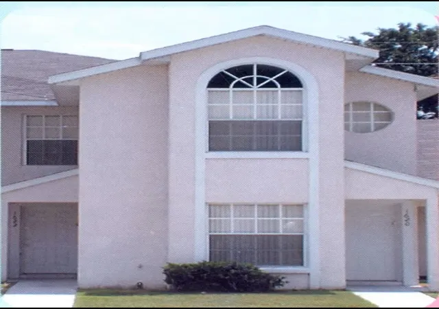 Photo 2 of Townhouse for sale at 1622 Windsor Oak Ct, Kissimmee, FL 34744 | MLS# B26076288 | Listing updated on 2026-09-15
