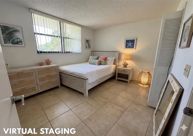 Photo 3 of Condo for sale at 112 Lake Emerald Dr #203, Oakland Park, FL 33309 | MLS# B26076309 | Listing updated on 2026-09-16