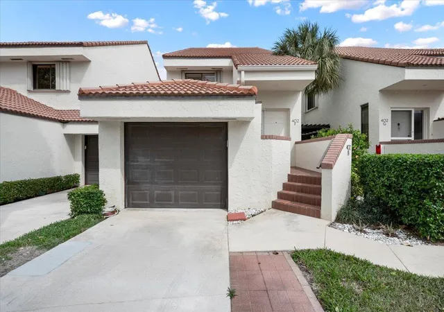 Photo 2 of Condo for sale at 402 Sea Oats Dr #F, Juno Beach, FL 33408 | MLS# B26076106 | Listing updated on 2026-09-28