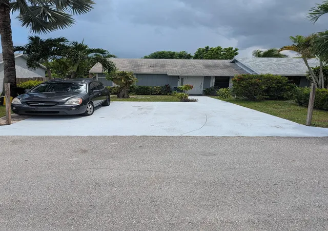 Photo 1 of Single family home for sale at 3848 Parkside Cir, Palm Springs, FL 33461 | MLS# B26076328 | Listing updated on 2026-09-15