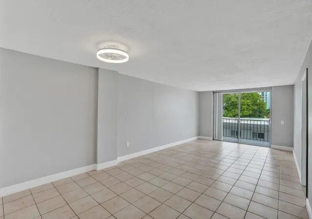 Photo 3 of Condo for sale at 7601 Byron Ave #3C, Miami Beach, FL 33141 | MLS# B26076342 | Listing updated on 2026-09-15