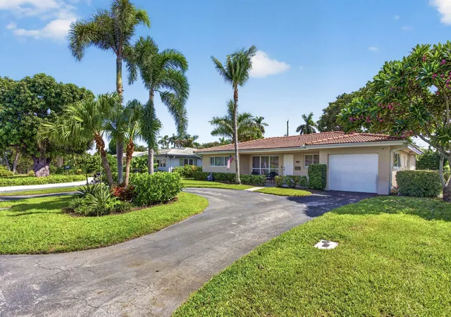 Photo 2 of Single family home for sale at 2520 Se 5th Street, Pompano Beach, FL 33062 | MLS# B26076348 | Listing updated on 2026-09-16