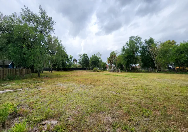 Photo 3 of Land for sale at 320 S Jinete St, Clewiston, FL 33440 | MLS# B26076383 | Listing updated on 2026-09-15