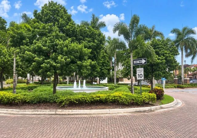 Photo 2 of Townhouse for sale at 5454 Nw 27th Street, Margate, FL 33063 | MLS# B26076413 | Listing updated on 2026-09-15