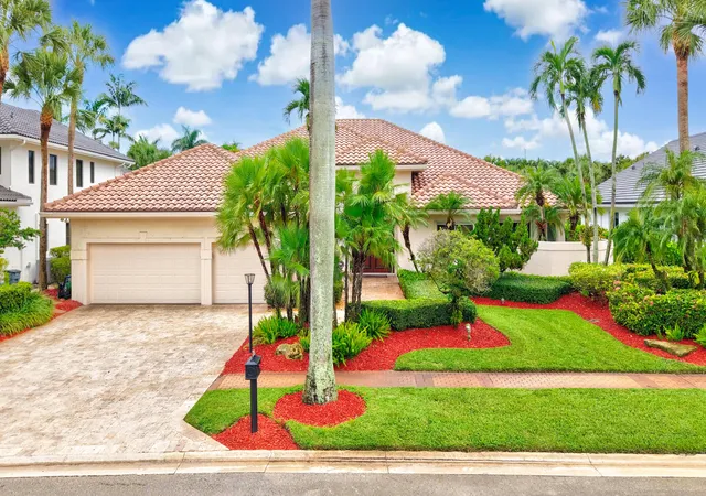 Photo 2 of Sale Pending at 17843 Foxborough Ln, Boca Raton, FL 33496 | MLS# B26076421 | Listing updated on 2026-09-16
