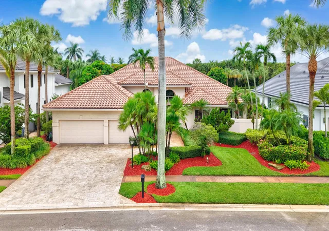Photo 3 of Sale Pending at 17843 Foxborough Ln, Boca Raton, FL 33496 | MLS# B26076421 | Listing updated on 2026-09-16