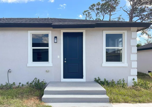Photo 2 of Single family home for sale at 246 Rotonda Blvd W, Rotonda West, FL 33947 | MLS# B26076425 | Listing updated on 2026-09-15