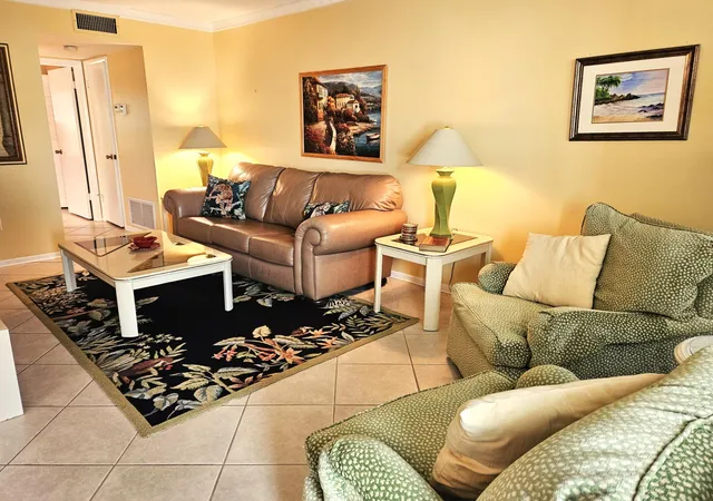 Photo 4 of Condo for sale at 6 Vista Palm Ln #103, Vero Beach, FL 32962 | MLS# B26076436 | Listing updated on 2026-09-23