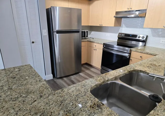 Condo for sale at 701 Villa Cir, Boynton Beach, FL 33435 | MLS# B26076477