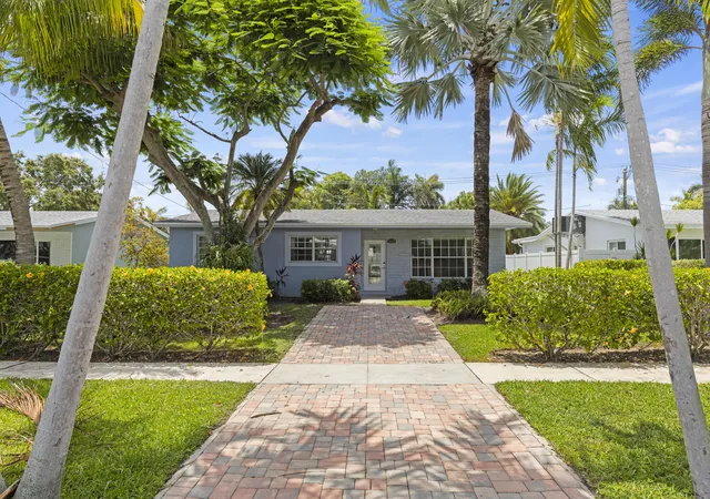 Photo 1 of Sale Pending at 1422 Coolidge St #none, Hollywood, FL 33020 | MLS# B26076482 | Listing updated on 2026-10-06