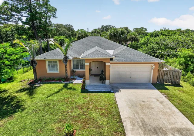 Photo 2 of Single family home for sale at 7907 Winter Garden Pkwy, Fort Pierce, FL 34951 | MLS# B26076484 | Listing updated on 2026-09-15