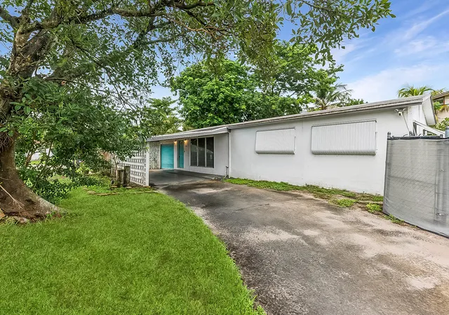 Photo 1 of Single family home for sale at 4700 Ne 2nd Way, Deerfield Beach, FL 33064 | MLS# B26076486 | Listing updated on 2026-09-15