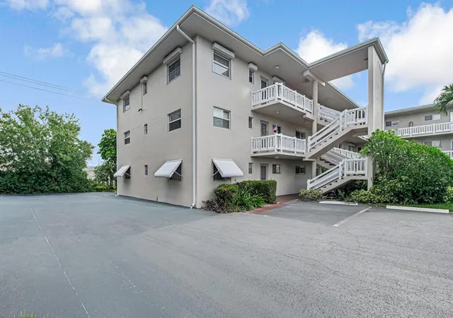 Photo 3 of Condo for sale at 2855 Garden Dr S #102, Lake Worth, FL 33461 | MLS# B26076650 | Listing updated on 2026-09-15
