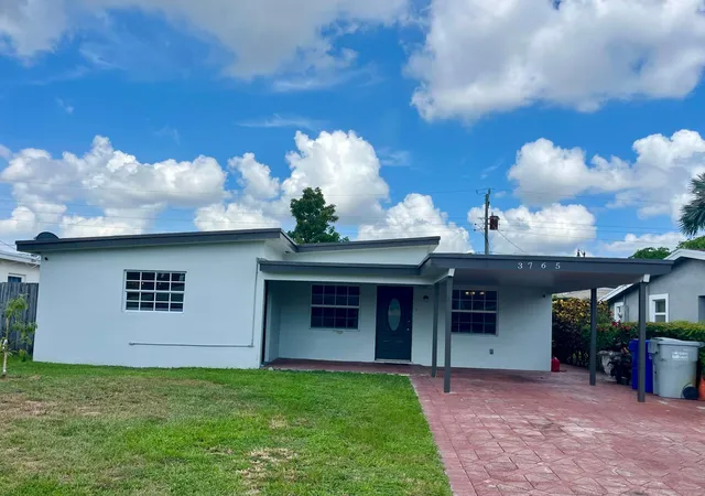 Photo 3 of Single family home for sale at 3765 Ne 18th Avenue, Pompano Beach, FL 33064 | MLS# B26076759 | Listing updated on 2026-09-16