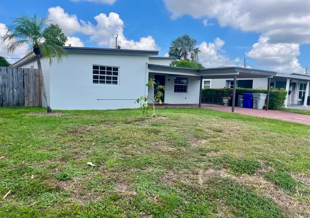 Photo 3 of Single family home for sale at 3765 NE 18th Avenue, Pompano Beach, FL 33064 | MLS# B26076759 | Listing updated on 2026-09-16