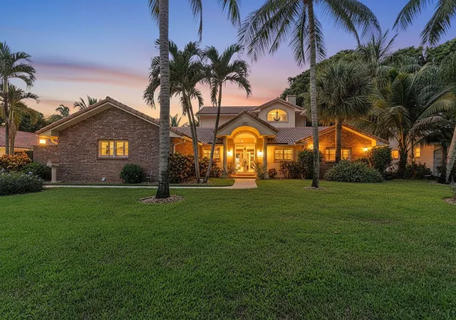 Photo 3 of Single family home for sale at 841 Anchorage Dr, North Palm Beach, FL 33408 | MLS# B26076794 | Listing updated on 2026-10-07
