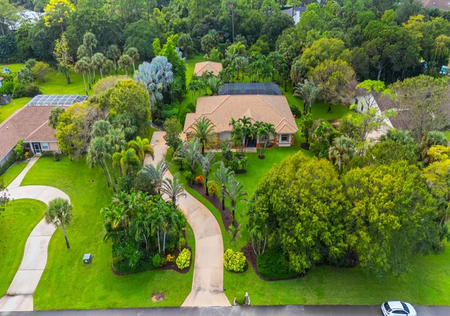 Photo 2 of Single family home for sale at 14811 Horseshoe Tr, Wellington, FL 33414 | MLS# B26076800 | Listing updated on 2026-09-28