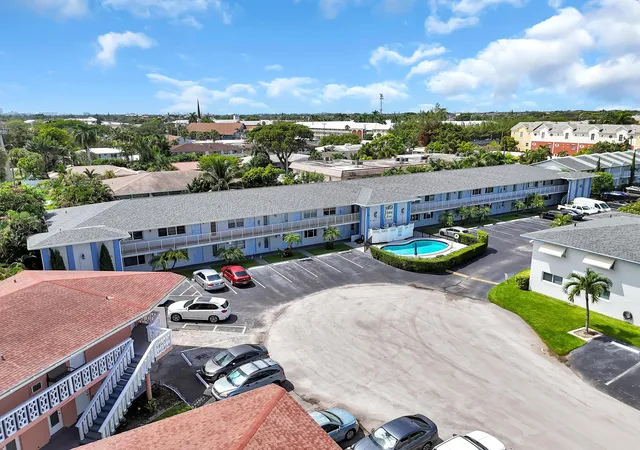Condo for sale at 4111 NE 21st Way #211C, Lighthouse Point, FL 33064 | MLS# B26076825