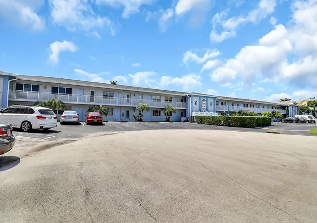 Photo 3 of Condo for sale at 4111 Ne 21st Way #211C, Lighthouse Point, FL 33064 | MLS# B26076825 | Listing updated on 2026-09-16