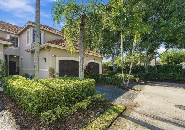 Photo 2 of Townhouse for sale at 1521 Sorrento Dr #1521, Weston, FL 33326 | MLS# B26076826 | Listing updated on 2026-09-16