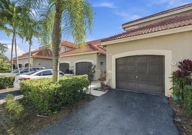 Photo 3 of Townhouse for sale at 1521 Sorrento Dr #1521, Weston, FL 33326 | MLS# B26076826 | Listing updated on 2026-09-16