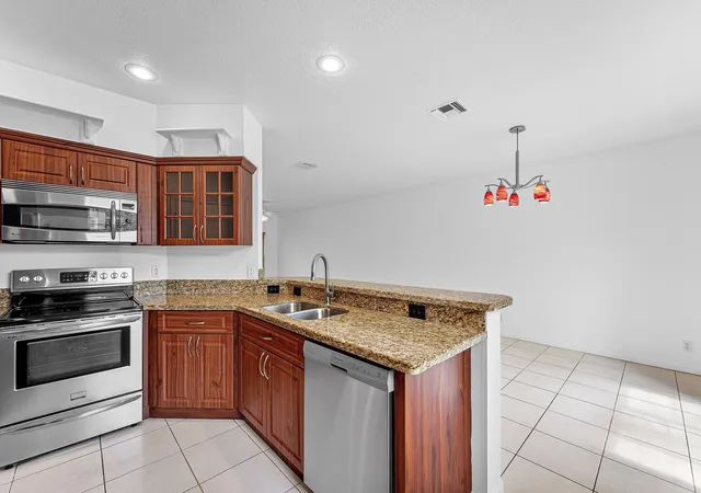 Photo 3 of Townhouse for sale at 11031 Periwinkle Ln, Tamarac, FL 33321 | MLS# B26076830 | Listing updated on 2026-10-01