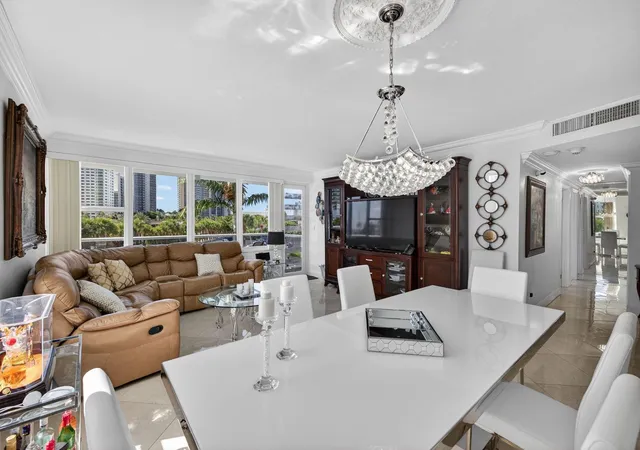 Photo 4 of House for sale at 3300 NE 36th Street #309, Fort Lauderdale, FL 33308 | MLS# B26076833 | Listing updated on 2026-09-16